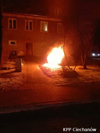 Pożar samochodu na ulicy Sienkiewicza