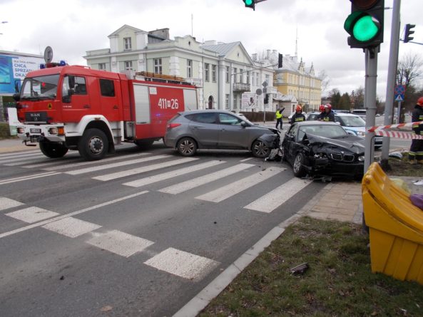 Wypadek na skrzyżowaniu ulic w Ciechanowie