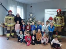 Wizyta przedszkolaków u strażaków
