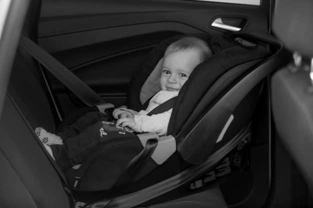 Nie zostawiaj dziecka w samochodzie!