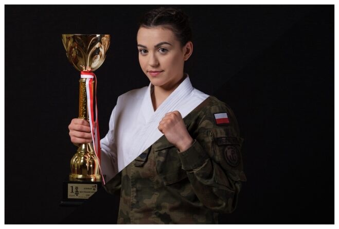 Mistrzyni Europy w karate kyokushin, Weronika Krzywnicka w strukturach WOT