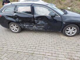 Wypadek na ul. Mleczarskiej w Ciechanowie. Jedna osoba ranna