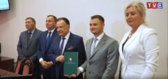 Szczególne wyróżnienie, podpisanie strategicznych umów czyli Uroczysta Sesja Rady Gminy Sońsk [VIDEO]